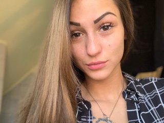 Erotisk videochatt Vivi-18