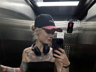 Erotisk videochatt VivianRocks