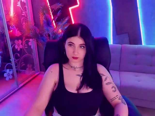 Foton WendyMoon Welcome to my room. Lovens works from 1 tokens. Favorite types 11,22,55,77, 111tk Fuck my pussy in the total chat for the goal504