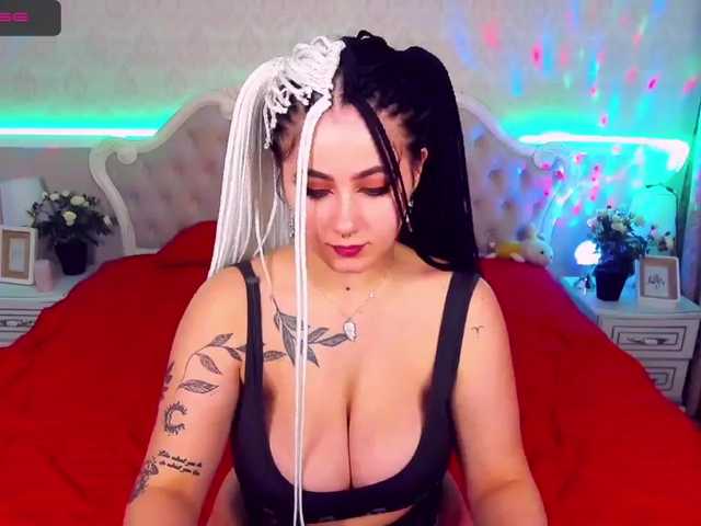 Foton WendyMoon Welcome to my room. Lovens works from 1 tokens. Favorite types 11,22,55,77, 111tk Fuck my pussy in the total chat for the goal580 (tokens only in the general chat in HP are not counted)
