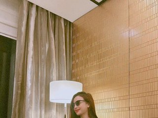 Erotisk videochatt Yang-Myy