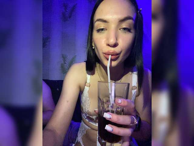 Sändningsbilder YourLovessz