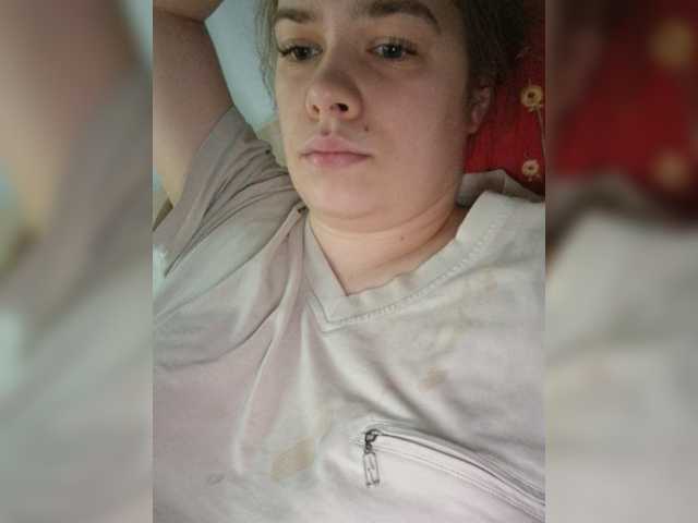 Sändningsbilder yuliia_3003