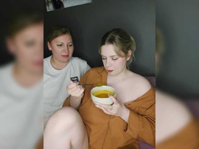 Sändningsbilder yuliia_3003