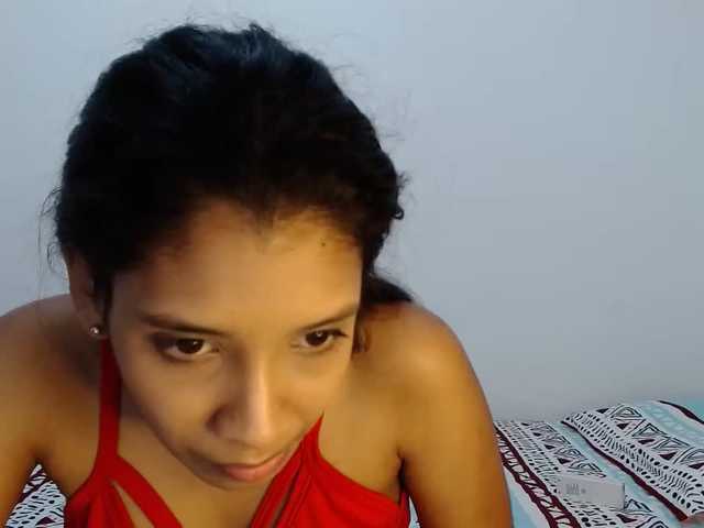 Foton Zaylee18 Hey guys is my first day here ,please give me much love , im naugthy and sexy girl , all naked 200tk , group pvt is avaialbles