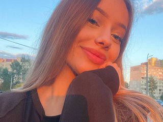 Erotisk videochatt ZinaSantulli