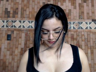 Foton ZoeBennett Hi, guys. Good day❤* This is my first day ,let's have fun, guys. - Multi Goal: Every 444 goal's: CUMSHOW ❤* #lovense #toy #dildo #ass #latina #bigtits #bigboobs #bigass #blowjob