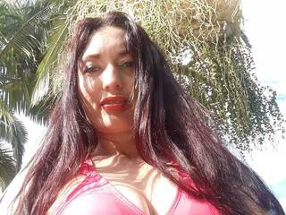 Erotisk videochatt ZORAIDAHOTDIR