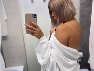 Erotisk videochatt AliceYe